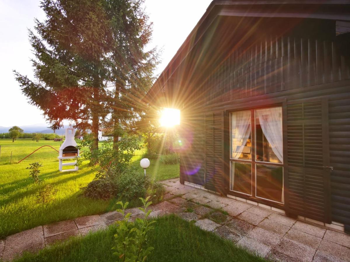 Merikotka - A Cozy Wooden Cottage, Slovenia Braslovce ภายนอก รูปภาพ