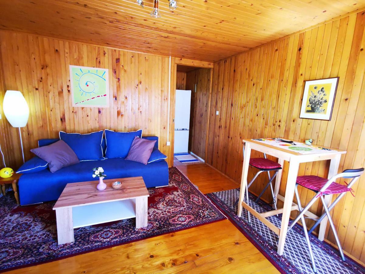 Merikotka - A Cozy Wooden Cottage, Slovenia Braslovce ภายนอก รูปภาพ